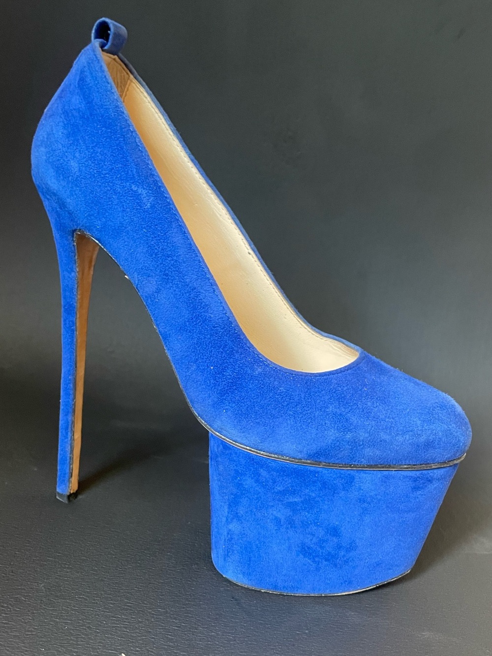 Olcay Gulsen genuine Suede high Platform Stiletto Pumps 7” heels Sz 40/US 9.5
